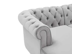 Brede Hoekbank Van Lichtgrijs Velours Chesterfield