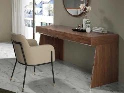 Bureau In Walnoothout 3217 Angel Cerda