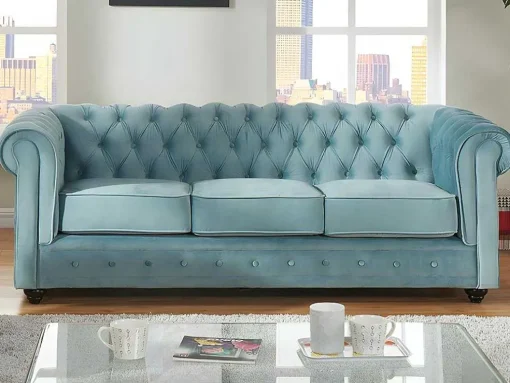 Drie- En Tweezitsbank Van Pastelblauw Velours Chesterfield