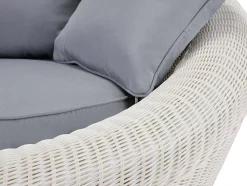 Driezits Tuinbank Van Ecru Gevlochten Hars - Whiteheaven