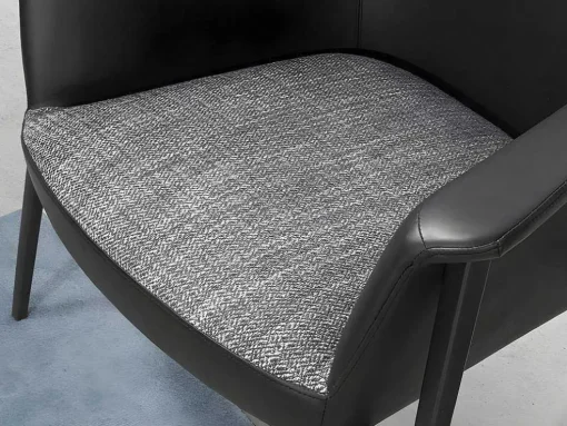 Met Stof En Ecoleder Beklede Fauteuil 5080 Angel Cerda