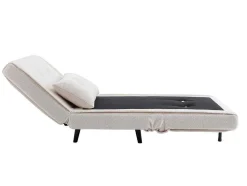 Slaapfauteuil Van Ivoorwitte Bouclestof Uribia