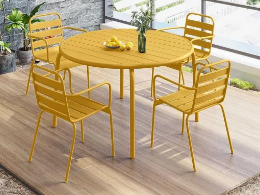 Tuineethoek Van Metaal - Een Tafel D110 Cm En 4 Opstapelbare Stoelen - Mosterdgeel - Mirmande Van Mylia